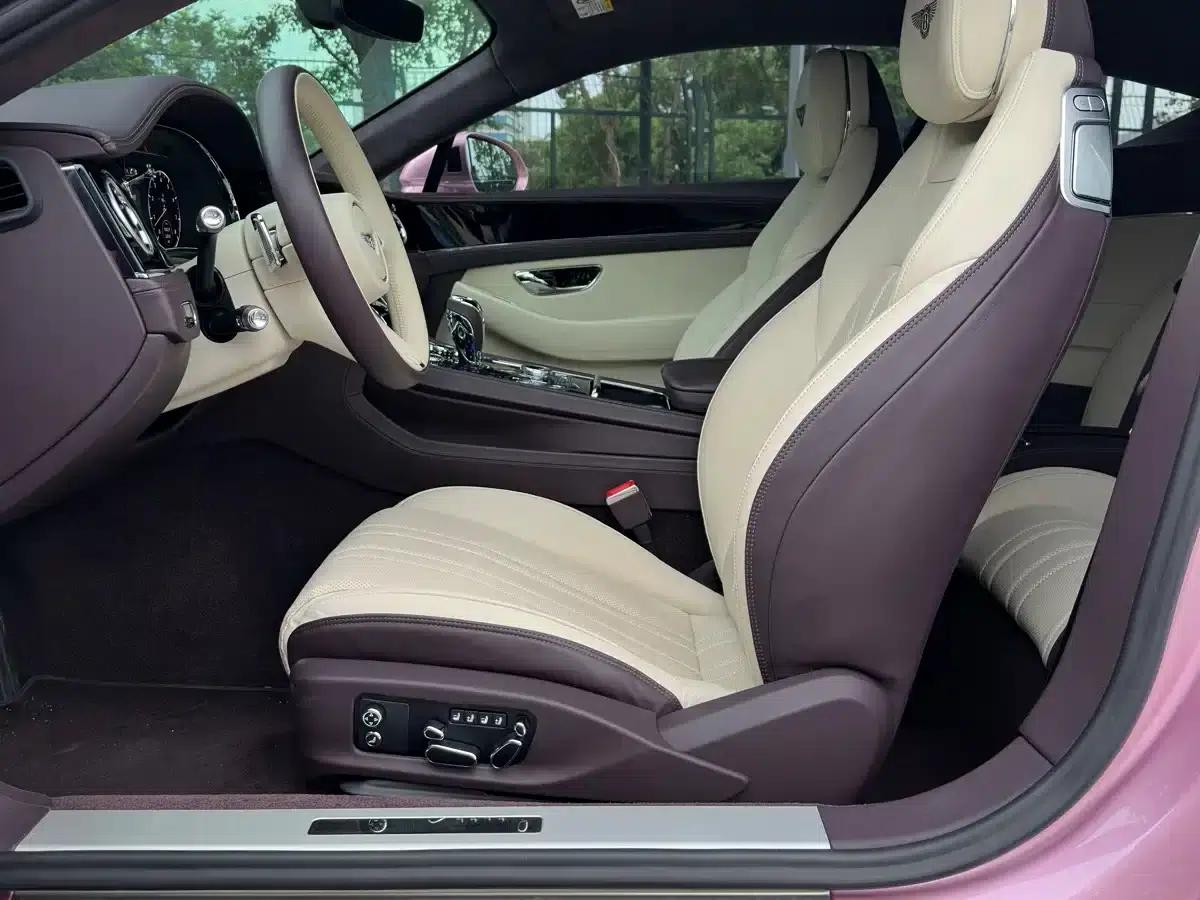 2022 Continental 4.0T GT V8 — миниатюра 10