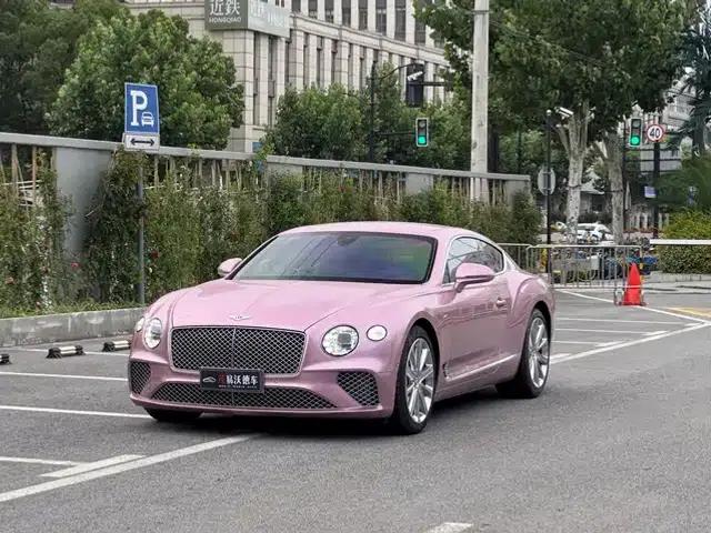 2022 Continental 4.0T GT V8