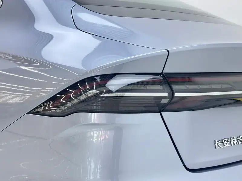 Lincoln Z 2024 2.0T Two-Wheel Drive Premium Hybrid — миниатюра 13