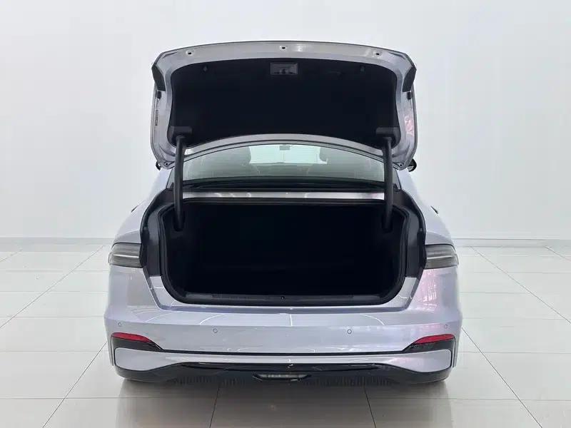 Lincoln Z 2024 2.0T Two-Wheel Drive Premium Hybrid — миниатюра 20