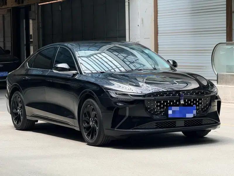 Lincoln Z 2025 2.0T Two-Wheel Drive Premium Hybrid — миниатюра 3