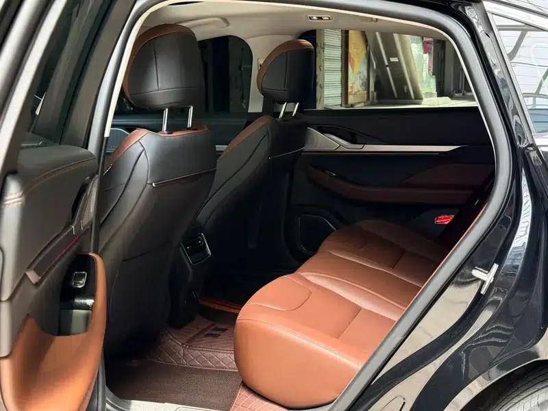 Lincoln Z 2025 2.0T Two-Wheel Drive Premium Hybrid — миниатюра 23