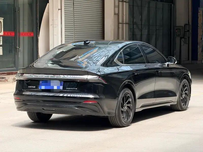 Lincoln Z 2025 2.0T Two-Wheel Drive Premium Hybrid — миниатюра 7