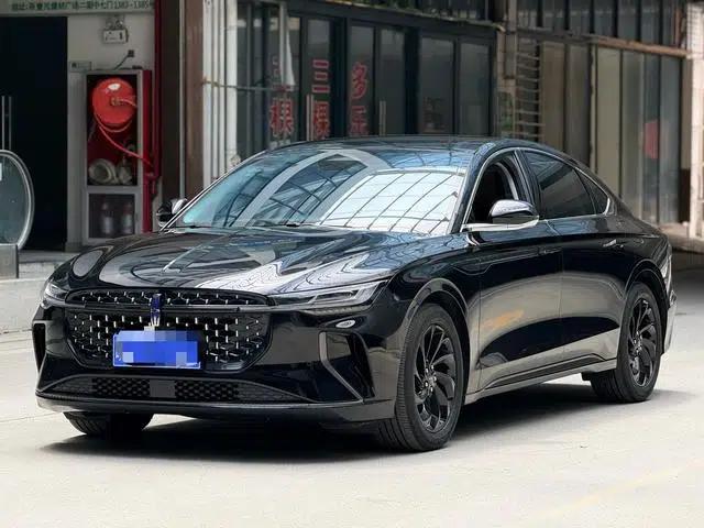 Lincoln Z 2025 2.0T Two-Wheel Drive Premium Hybrid