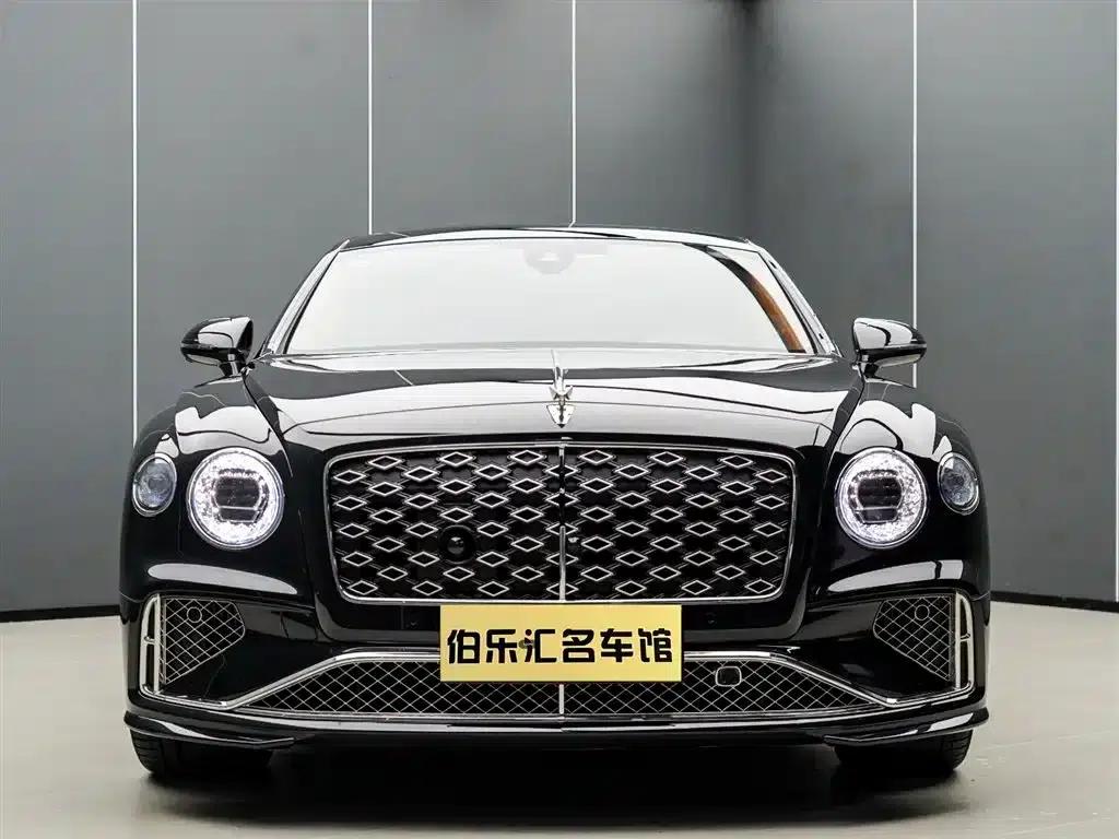 Flying Spur Plug-in Hybrid 2025 4.0T V8 Mulliner — миниатюра 3