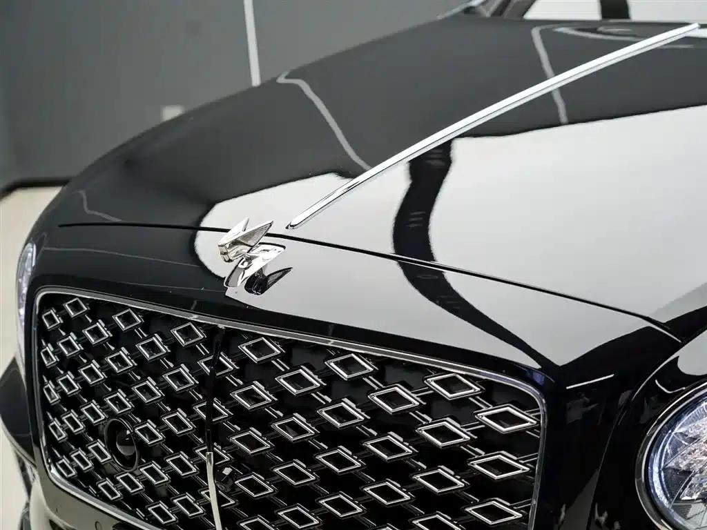 Flying Spur Plug-in Hybrid 2025 4.0T V8 Mulliner — миниатюра 4