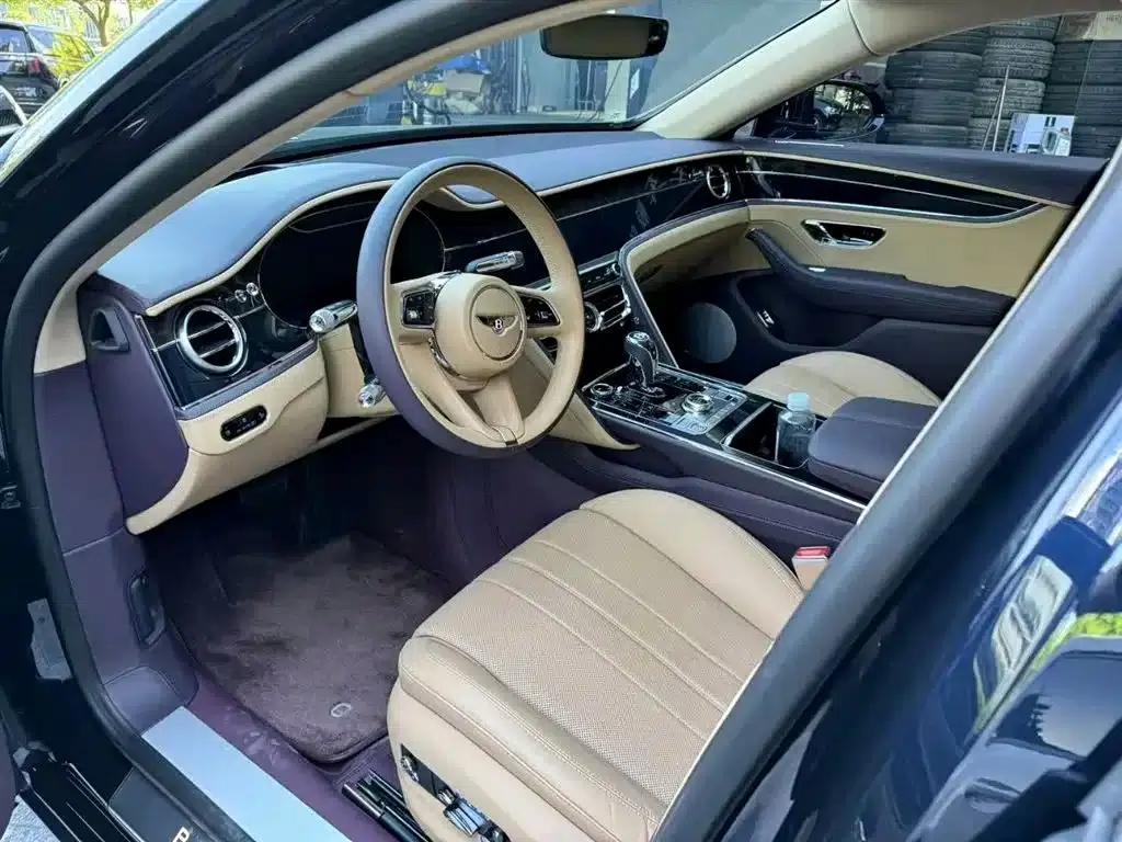 2023 Flying Spur Plug-in Hybrid 2.9T V6 Hybrid S — миниатюра 5