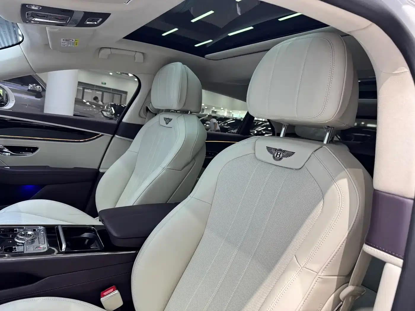 2024 Flying Spur Plug-in Hybrid 2.9T V6 Hybrid — миниатюра 13