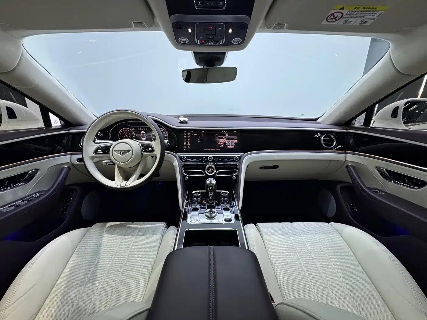 2024 Flying Spur Plug-in Hybrid 2.9T V6 Hybrid — миниатюра 15