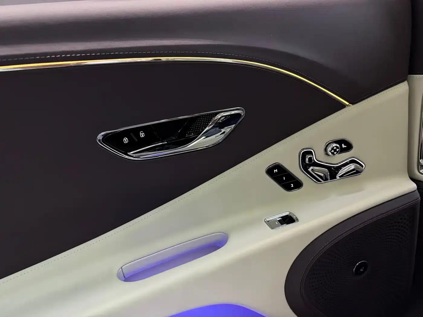 2024 Flying Spur Plug-in Hybrid 2.9T V6 Hybrid — миниатюра 21