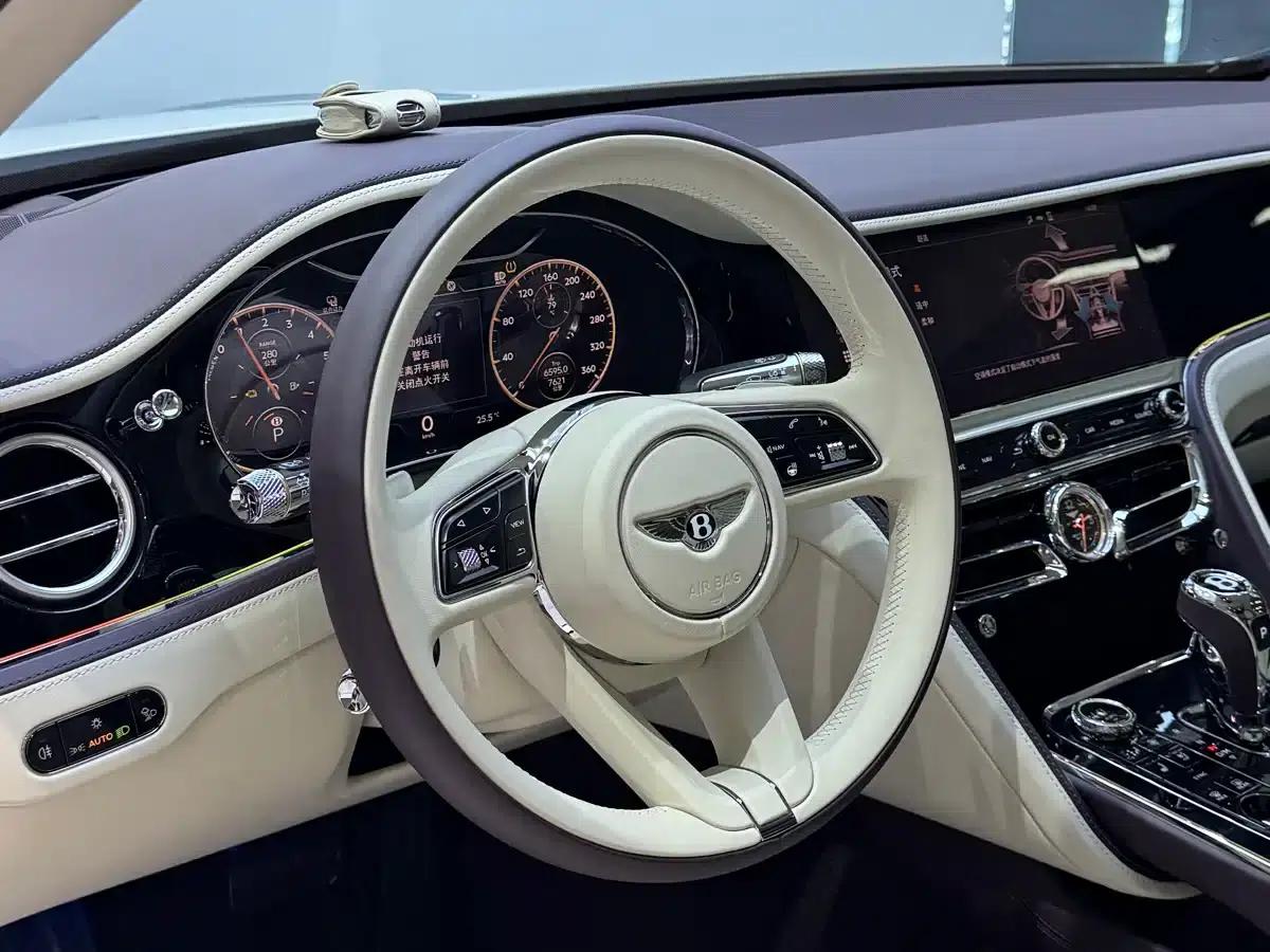 2024 Flying Spur Plug-in Hybrid 2.9T V6 Hybrid — миниатюра 8