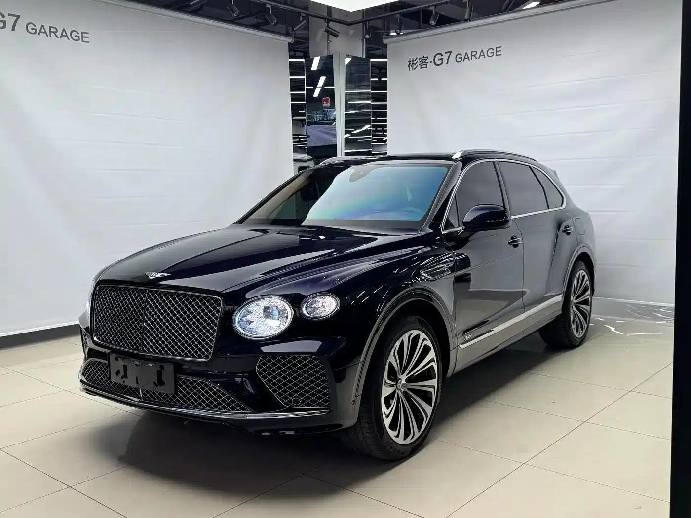 Bentayga Plug-in Hybrid 2021 3.0T PHEV — миниатюра 3