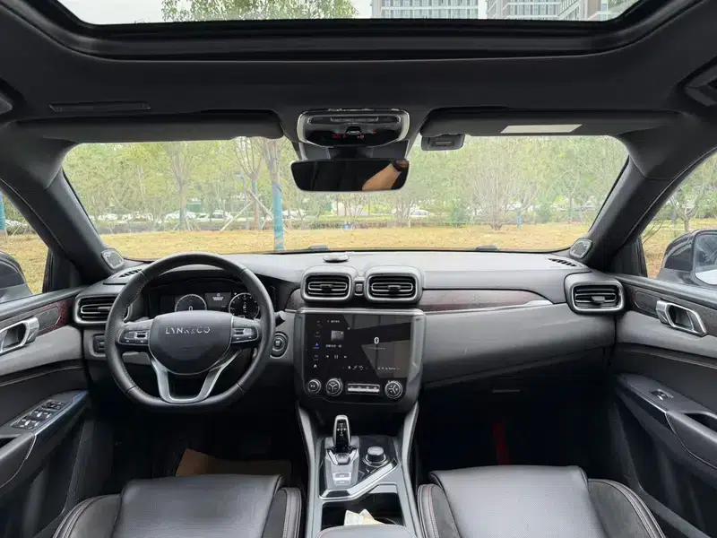 Lynk & Co 03 2019 1.5TD DCT Pro Edition — миниатюра 8