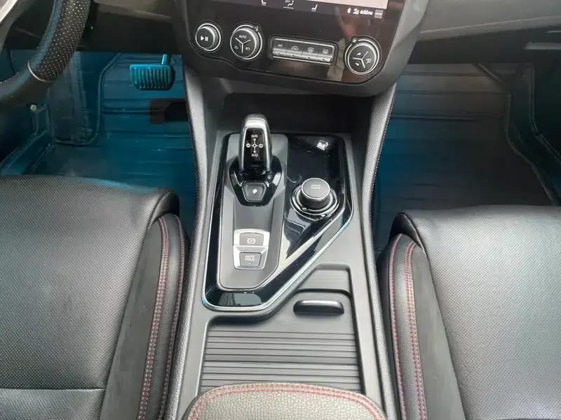 Lynk & Co 03 2019 1.5TD DCT Sport Edition — миниатюра 17