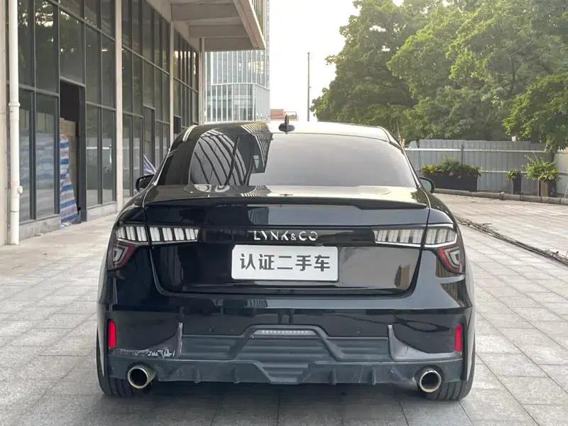 Lynk & Co 03 2019 1.5TD DCT Sport Edition — миниатюра 6
