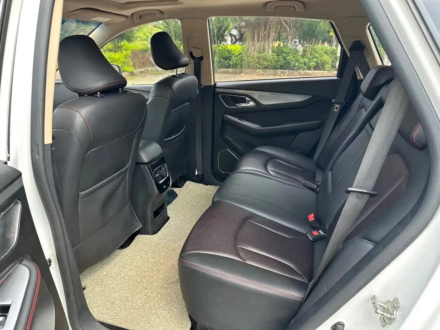 Baojun 560 2016 1.8L Manual Deluxe Edition — миниатюра 5
