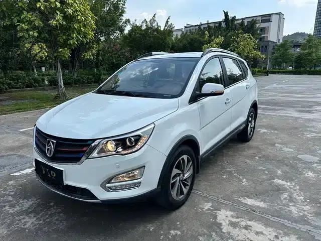 Baojun 560 2016 1.8L Manual Deluxe Edition