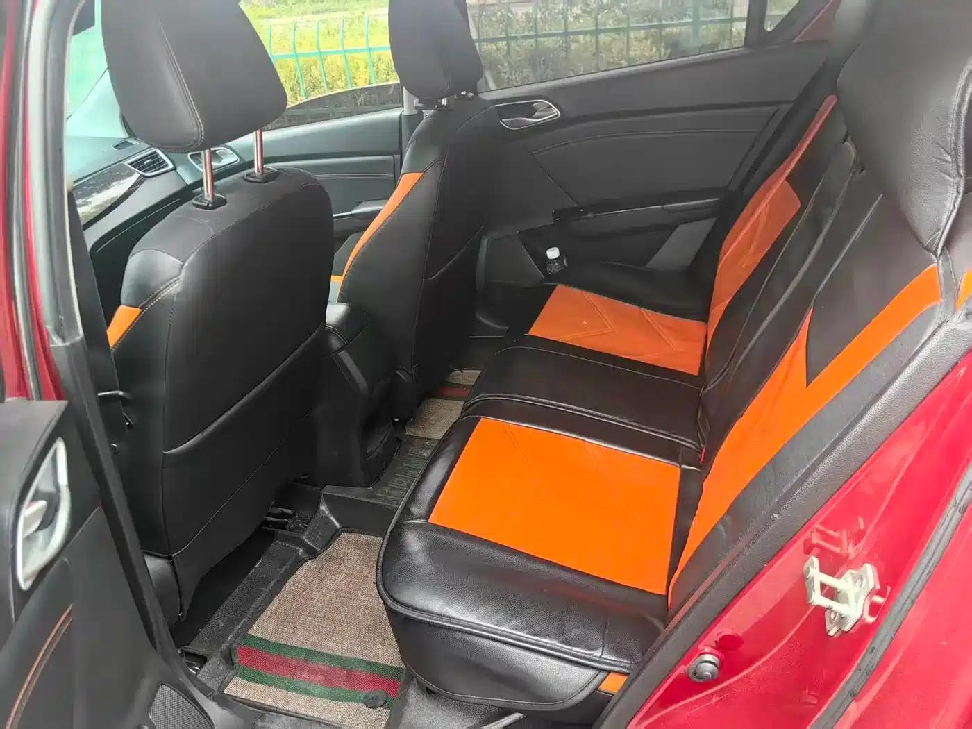 Baojun 310 2017 1.5L Automatic Fashion Edition — миниатюра 7
