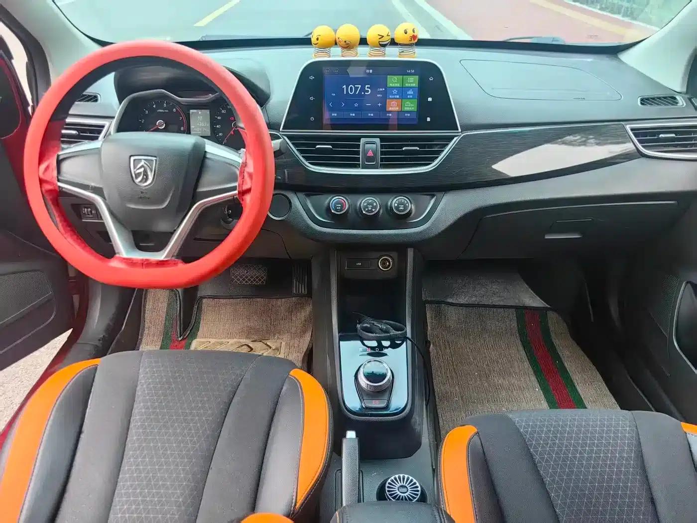 Baojun 310 2017 1.5L Automatic Fashion Edition — миниатюра 9