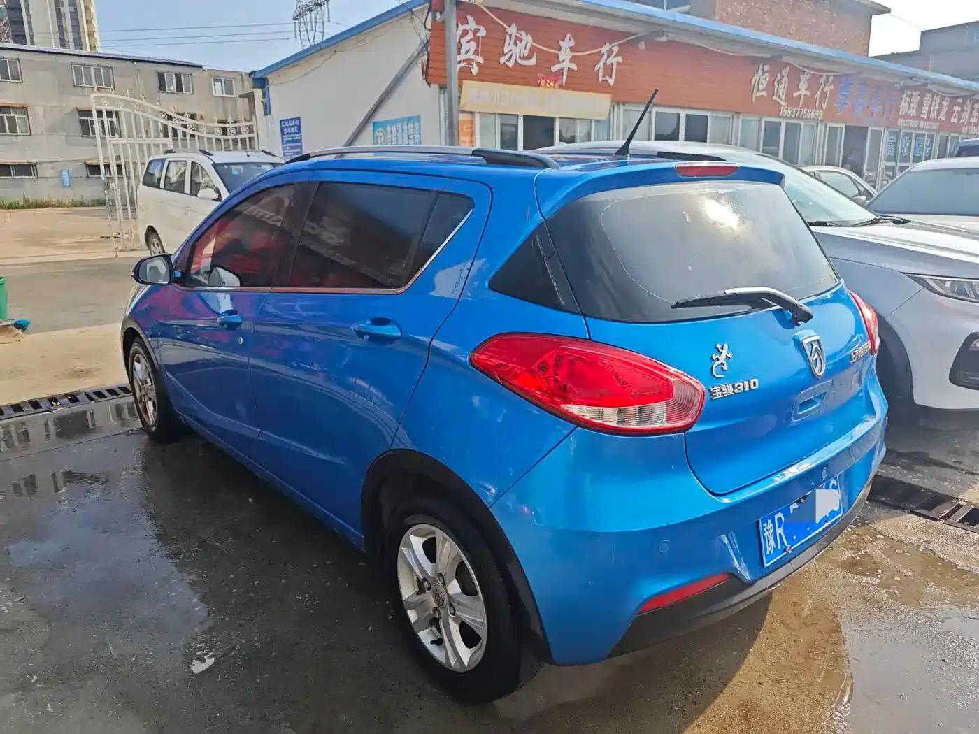 Baojun 310 2016 1.2L Manual Deluxe Edition — миниатюра 8