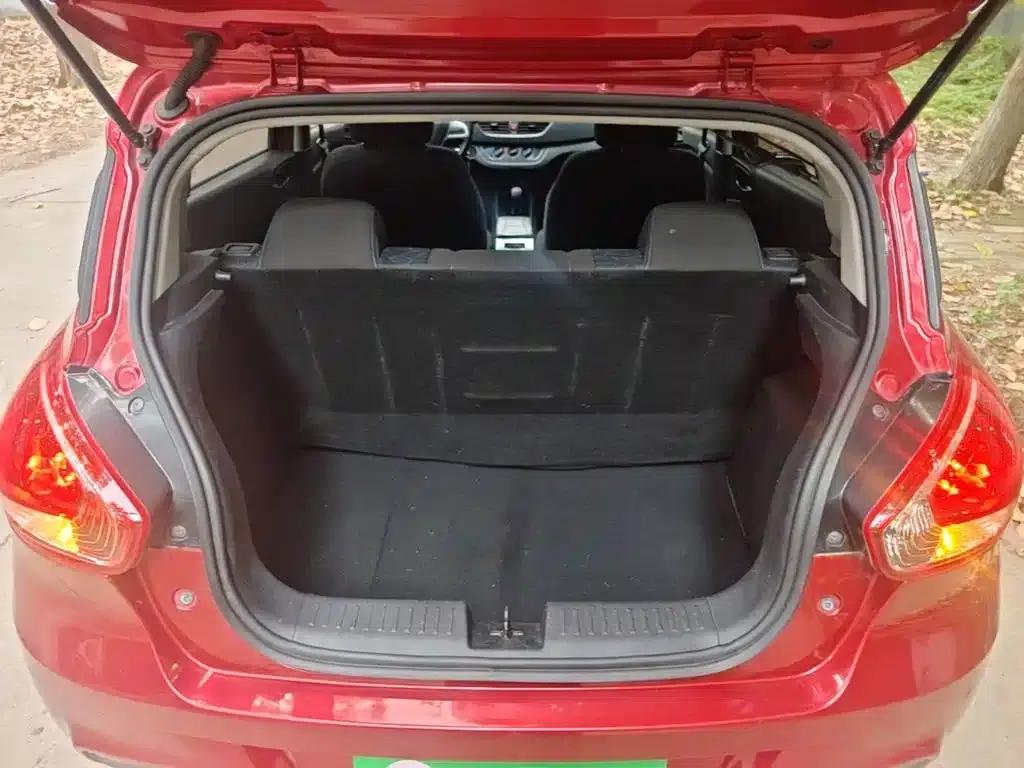 Baojun 310 2016 1.2L Manual Comfort Model — миниатюра 19