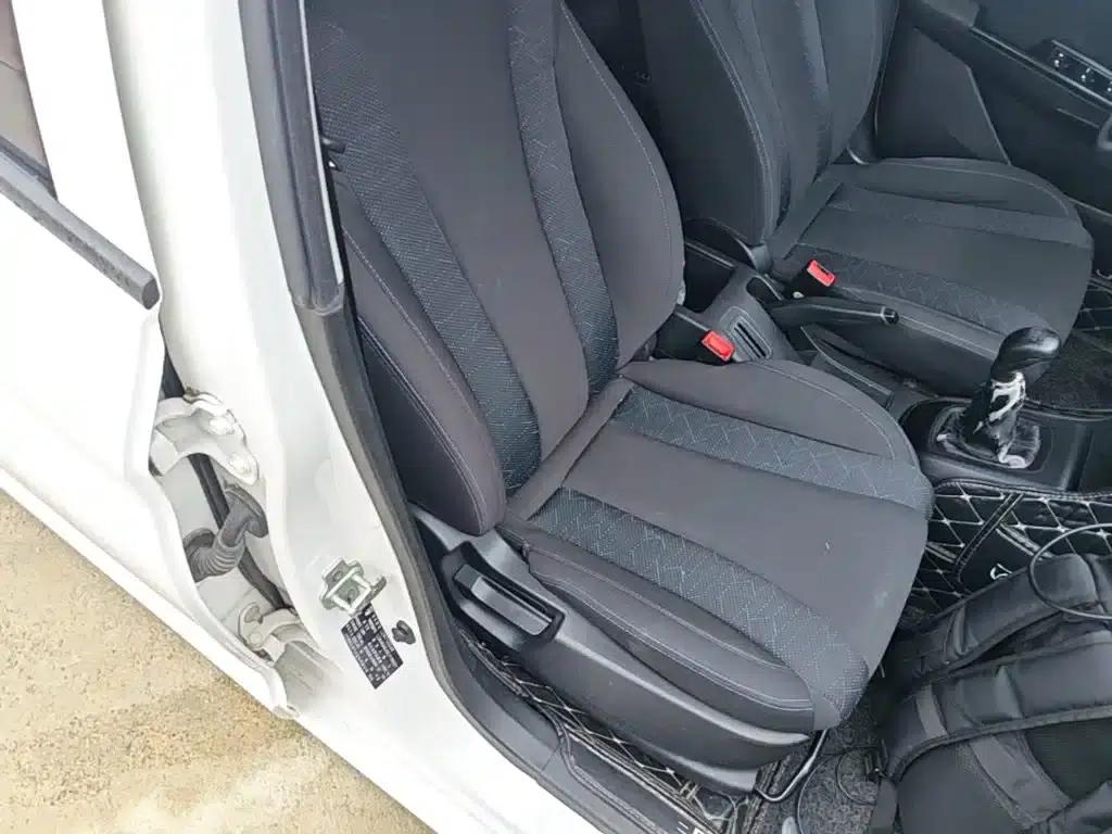 Baojun 310 2020 1.2L Manual Comfort Model — миниатюра 25