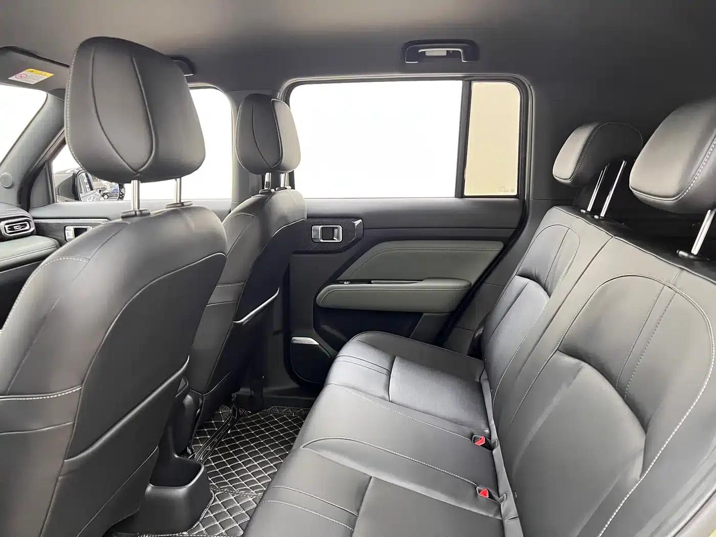 Baojun Yueye Plus 2024 Flagship Edition 4-seater — миниатюра 17