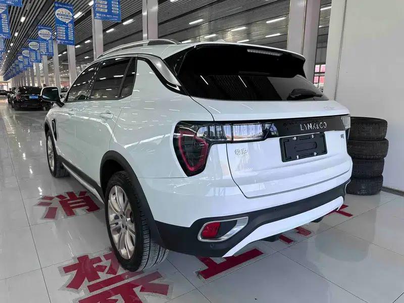 Lynk & Co 01 2017 2.0T 2WD Pro Edition — миниатюра 4