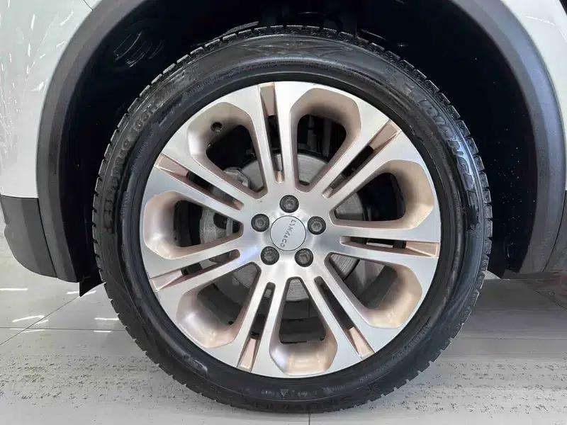 Lynk & Co 01 2017 2.0T 2WD Pro Edition — миниатюра 7