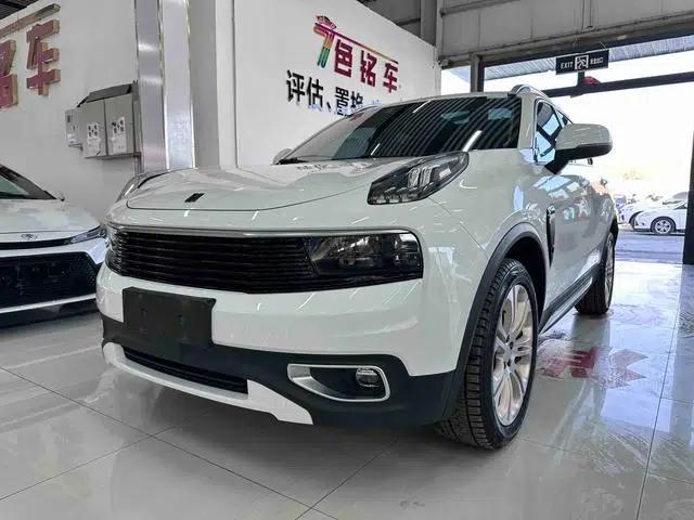 Lynk & Co 01 2017 2.0T 2WD Pro Edition