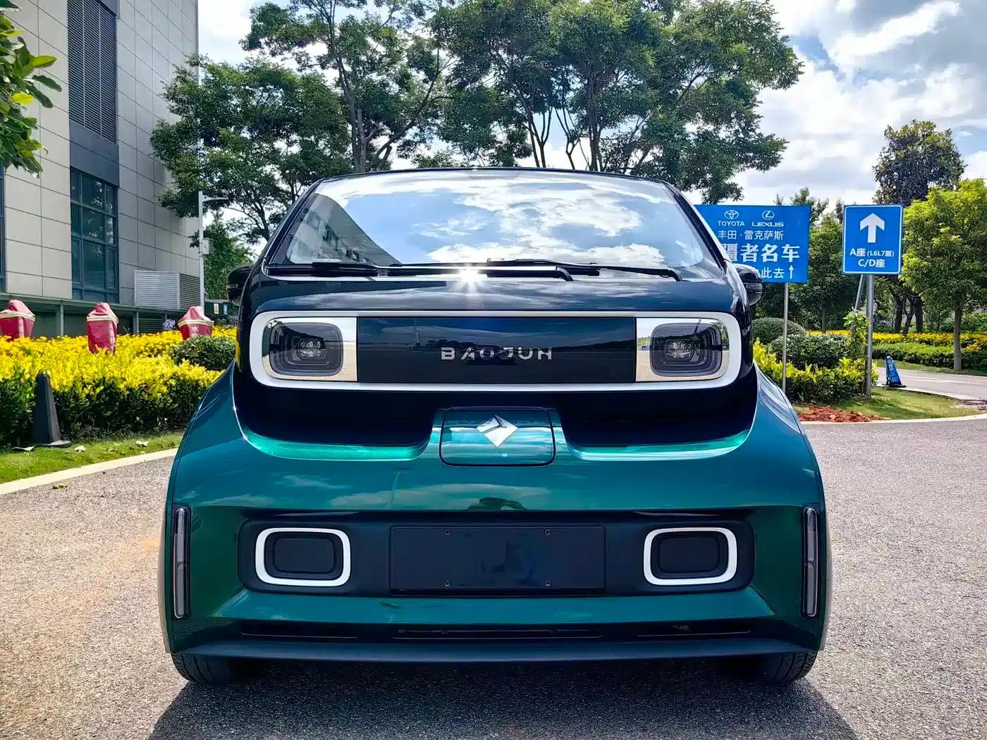 Baojun KiWi EV 2022 Artist Light Edition Ternary Lithium — миниатюра 2