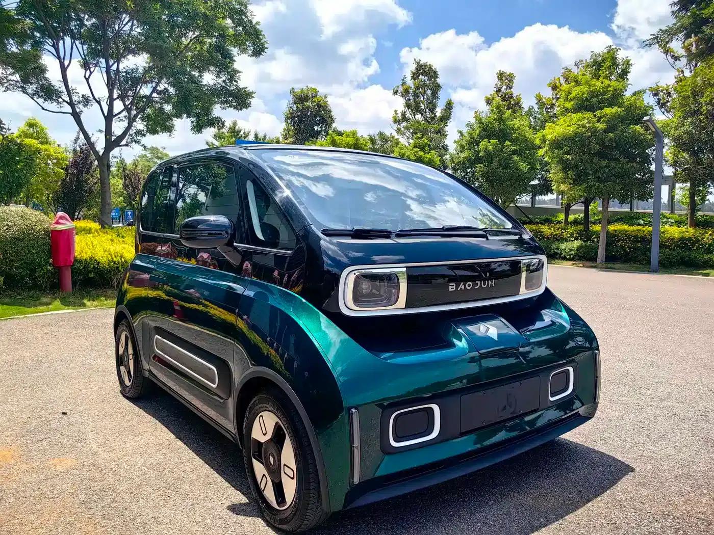 Baojun KiWi EV 2022 Artist Light Edition Ternary Lithium — миниатюра 3