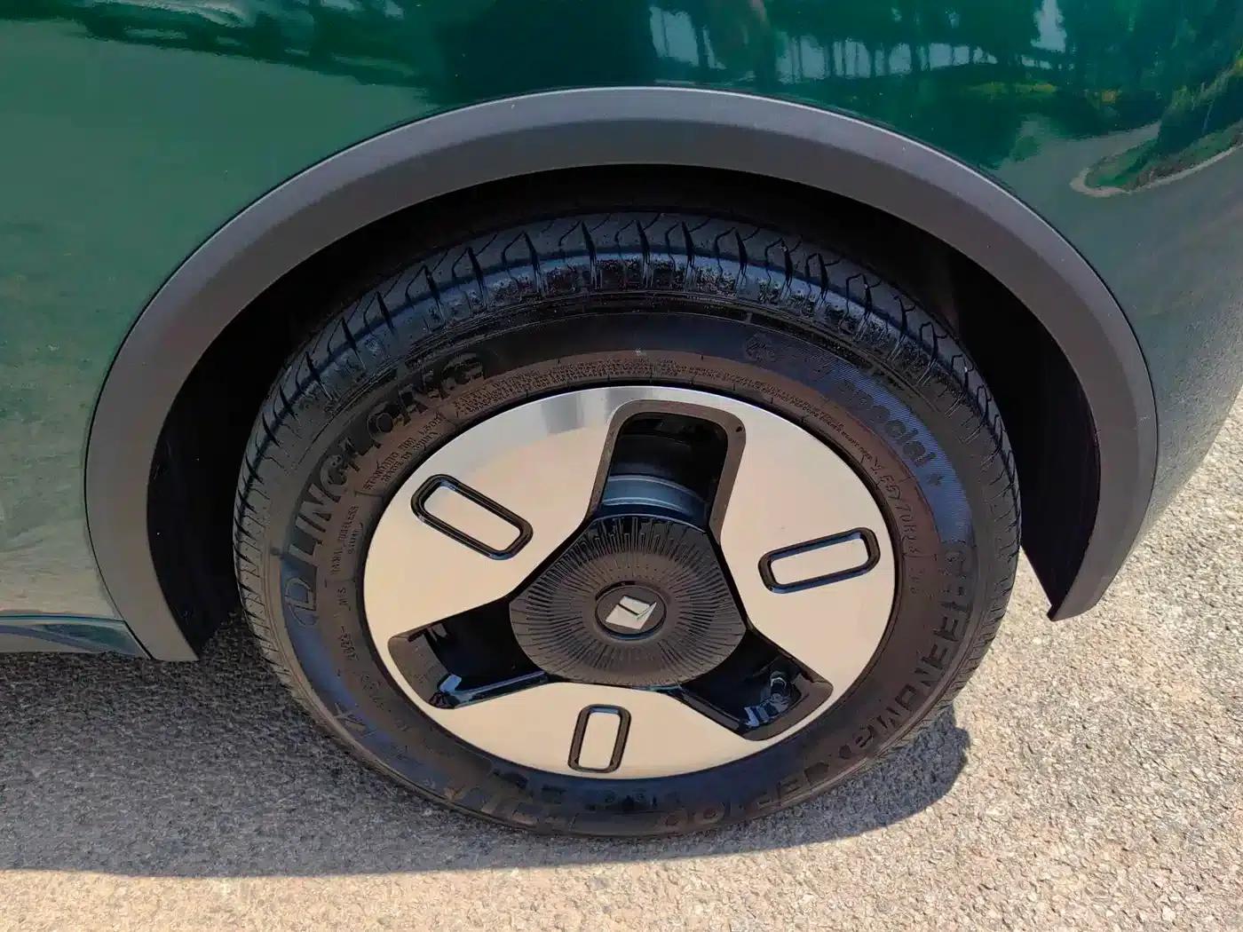 Baojun KiWi EV 2022 Artist Light Edition Ternary Lithium — миниатюра 32