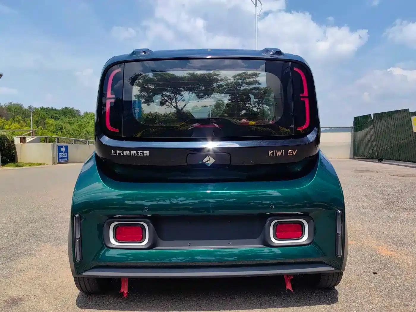 Baojun KiWi EV 2022 Artist Light Edition Ternary Lithium — миниатюра 5
