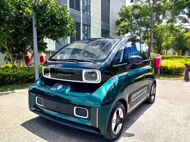 Baojun KiWi EV 2022 Artist Light Edition Ternary Lithium