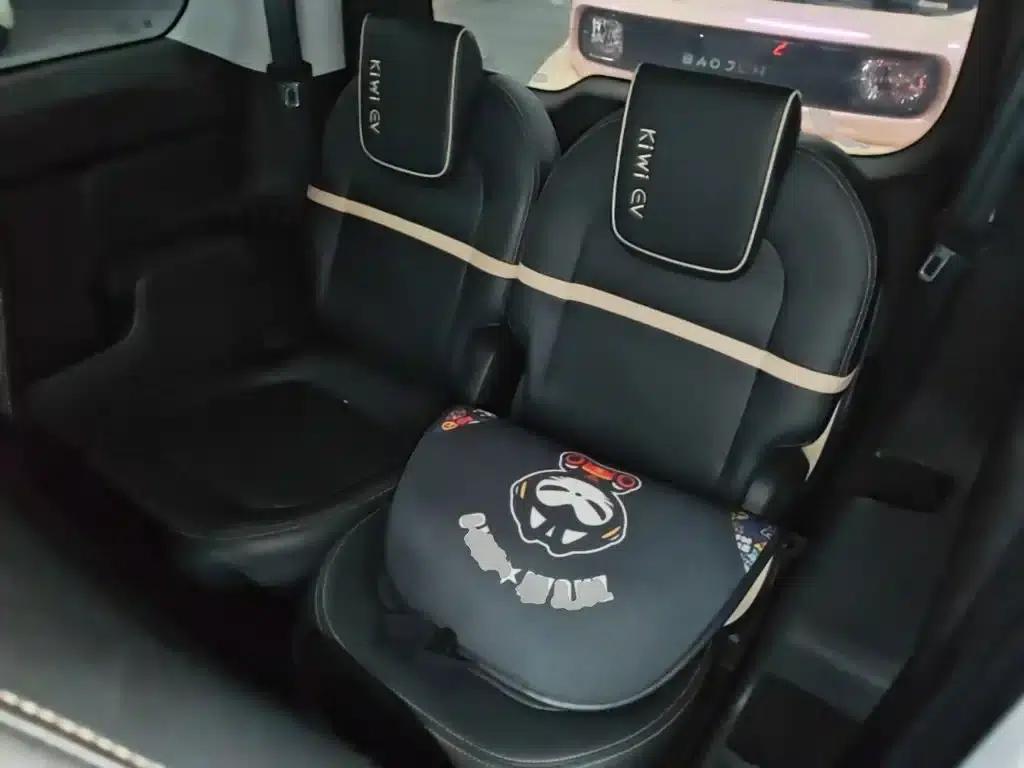 Baojun KiWi EV 2021 Artist Edition Ternary Lithium — миниатюра 17