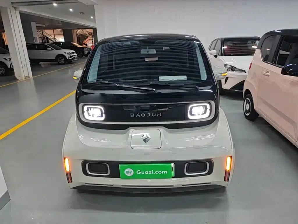 Baojun KiWi EV 2021 Artist Edition Ternary Lithium — миниатюра 3