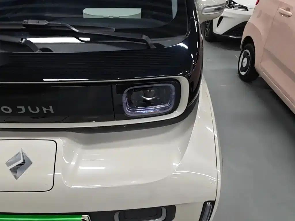 Baojun KiWi EV 2021 Artist Edition Ternary Lithium — миниатюра 24