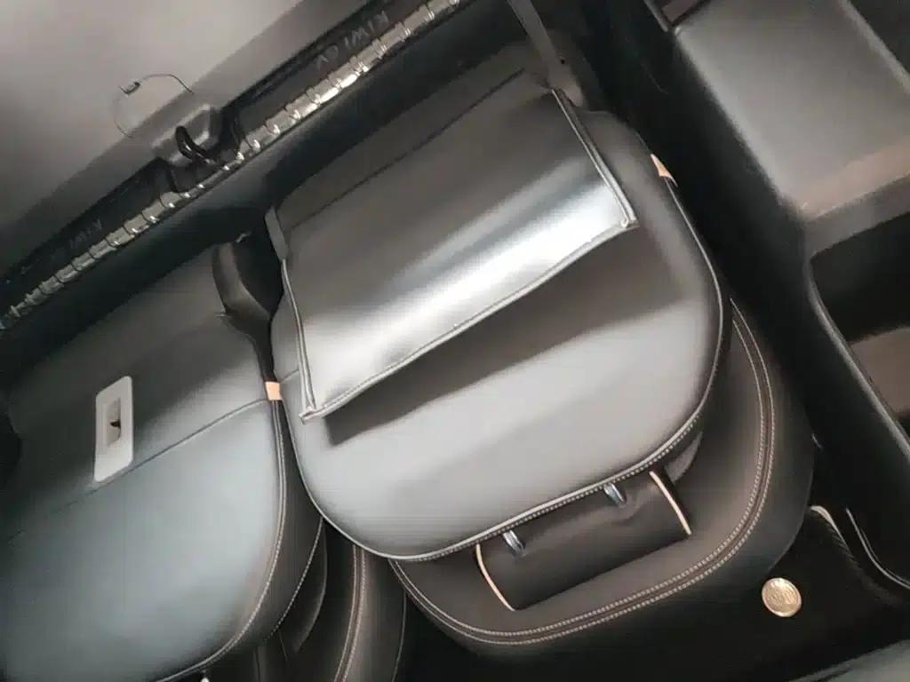 Baojun KiWi EV 2022 Artist Light Edition Ternary Lithium — миниатюра 17