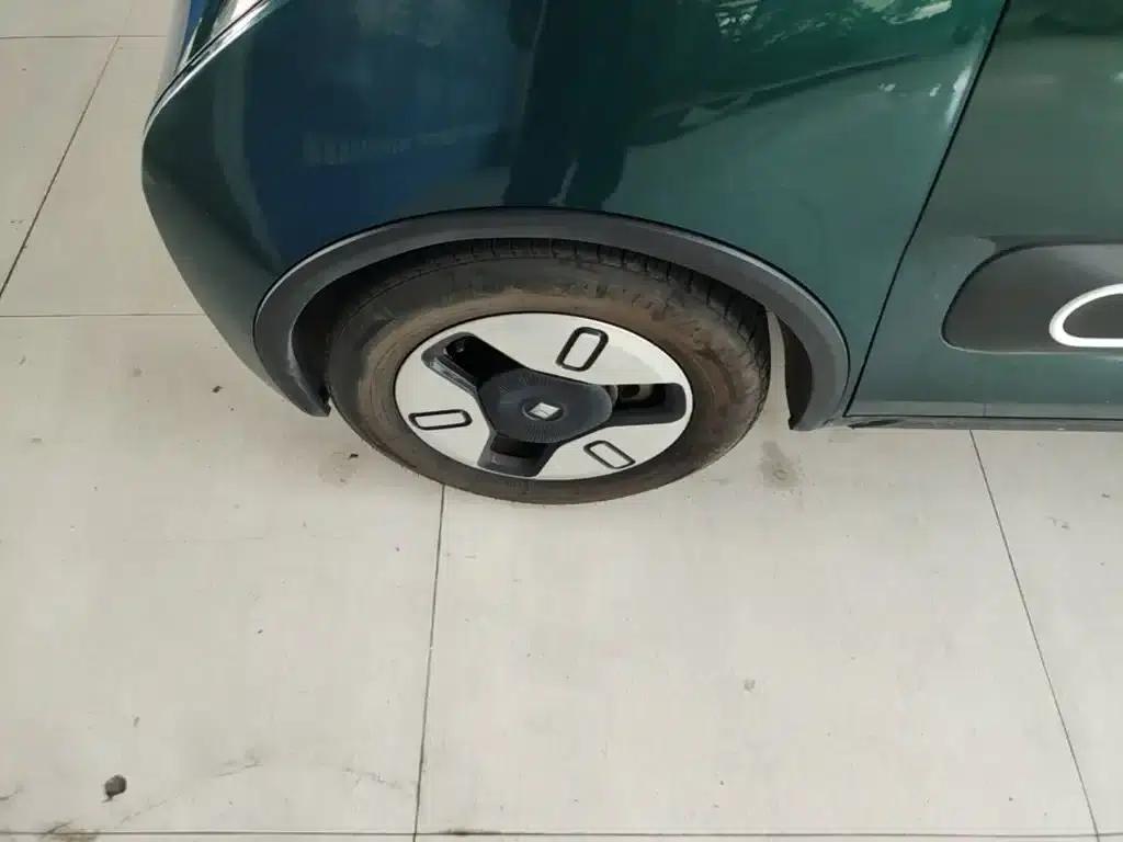 Baojun KiWi EV 2022 Artist Light Edition Ternary Lithium — миниатюра 23
