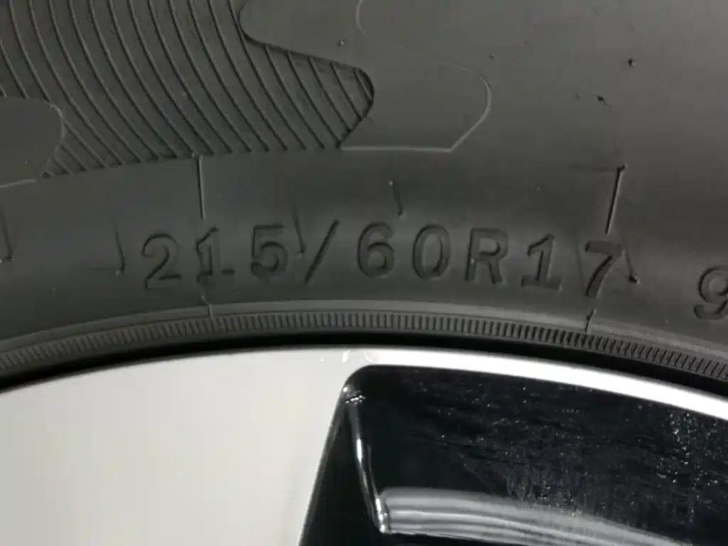 Baojun 530 2021 Global Car Anniversary Edition 1.5T CVT Premium Connected 7-Seater — миниатюра 24