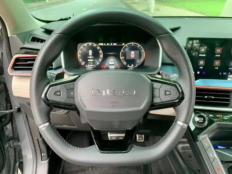 Lynk & Co 06 2020 1.5T Halo — миниатюра 12
