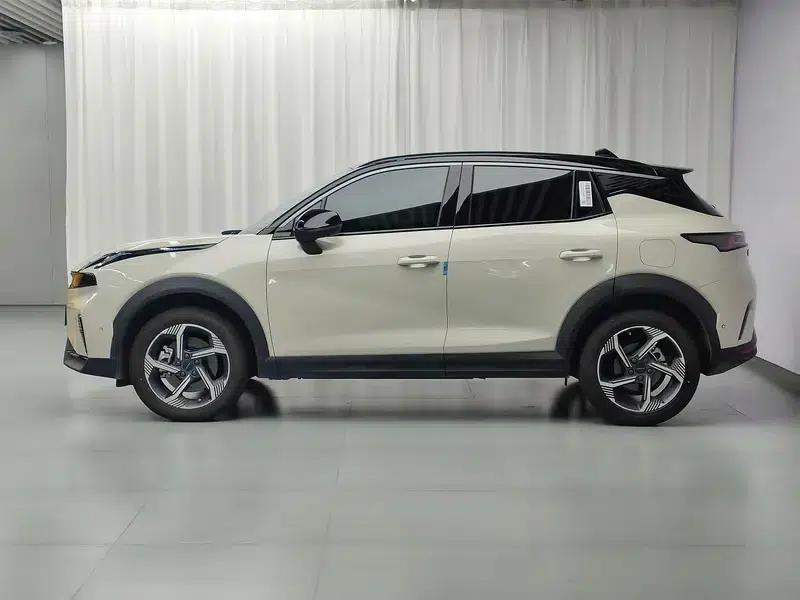 Lynk & Co 06 2025 Renew 1.5T Halo — миниатюра 4