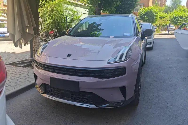 Lynk & Co 06 2021 1.5T Shero Pink Special Edition — миниатюра 11