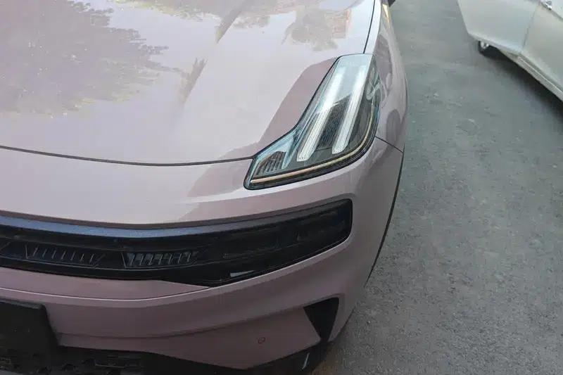 Lynk & Co 06 2021 1.5T Shero Pink Special Edition — миниатюра 4
