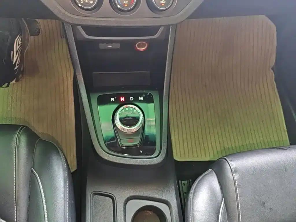 Baojun 360 2019 1.5L Automatic Elite (National VI Emission Standard) — миниатюра 14