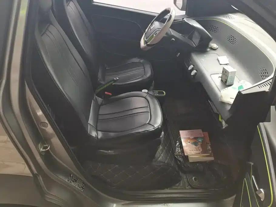 Baojun E100 2019 Model 250KM Smart Edition — миниатюра 8