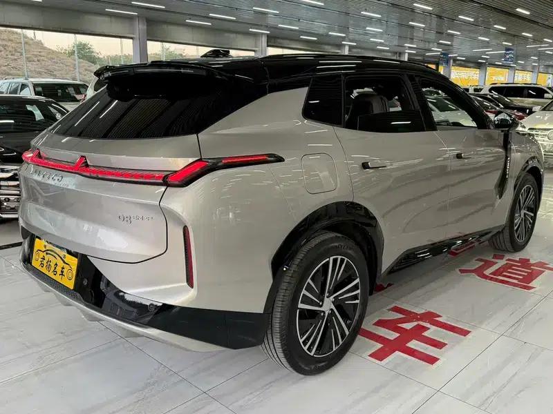 Lynk & Co 08 EM-P 2025 Model, 120km Long Range Halo — миниатюра 6