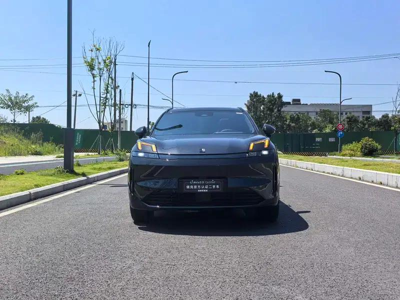 Lynk & Co 08 EM-P 2023 Model, 245km Super Long Range Halo — миниатюра 2