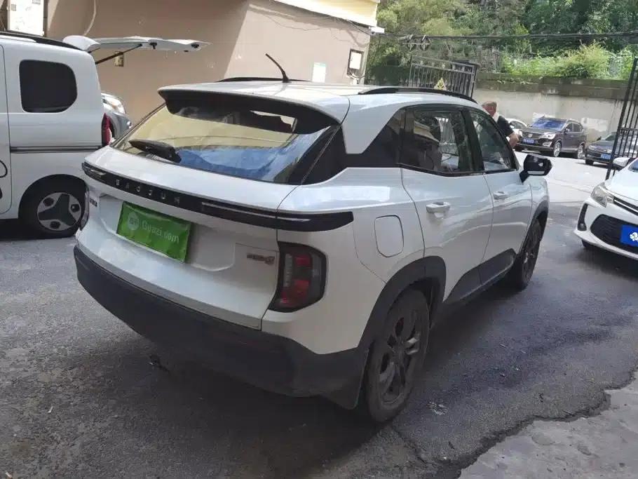 Baojun RS-3 2020 1.5L Manual Intelligent Elite Edition — миниатюра 3